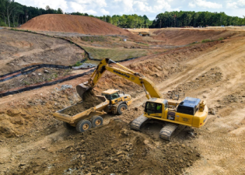 Top 5 Benefits of Using ADT Dump Trucks on Site