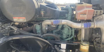 2019 Volvo Semi Truck_ Features, Specs & Review Guide